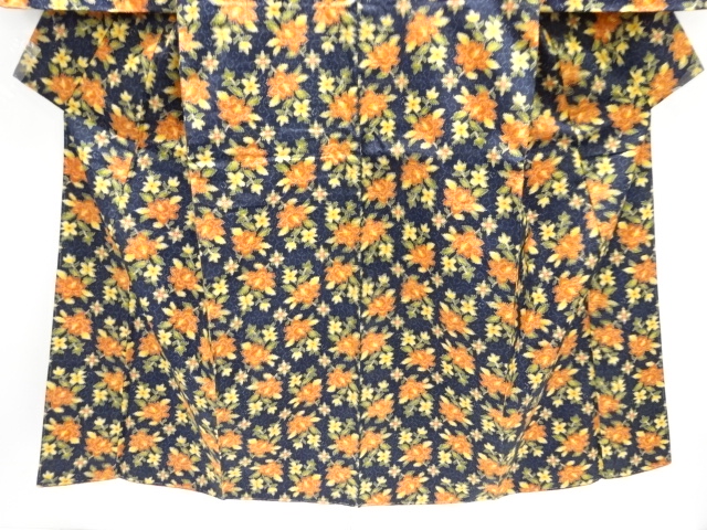  花模様織り出し手織り紬着物